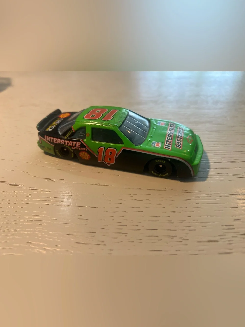 Interstate Batteries #18 Dale Jarrett Die-cast Car 1:43 -FBW NASCAR Chevy Lumina